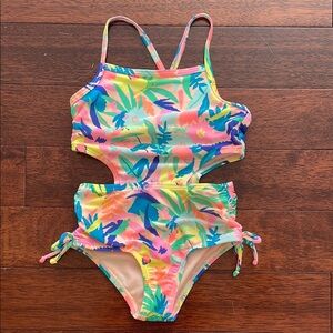 4T Swimsuit/Bathing suit